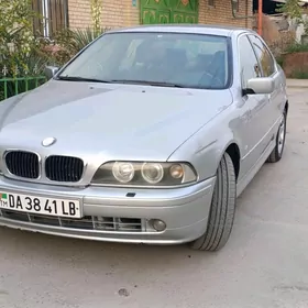 BMW E39 2001