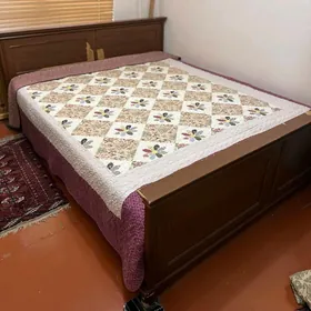 Кровать и комод (Польша)