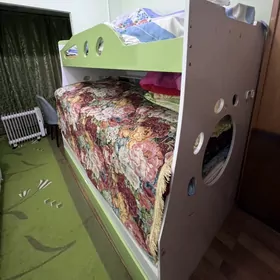 кровать 2 этаж