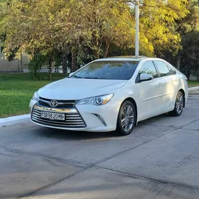 Toyota Camry 2015