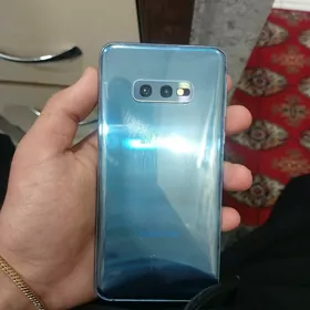 Samsung s10 e