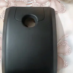 крышка от лобового стекла