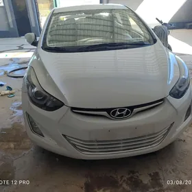 Hyundai Elantra 2014