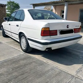 BMW 525 1988