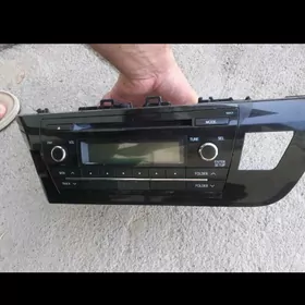 2014 carolla magnitafon