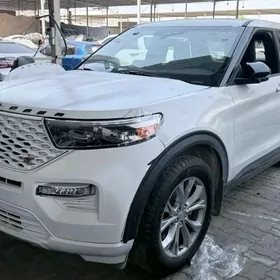 Ford Explorer 2022