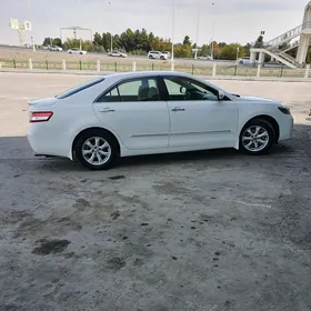 Toyota Camry 2011