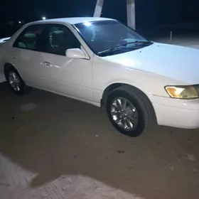 Toyota Camry 1997