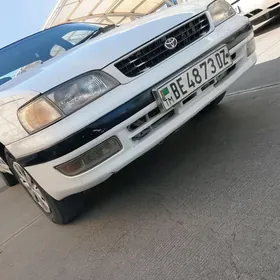 Toyota Corona 1995