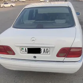 Mercedes-Benz E-Class 1997