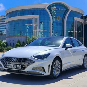 Hyundai Sonata 2021