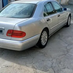 Mercedes-Benz E-Class 1998