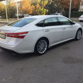 Toyota Avalon 2015