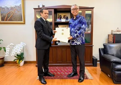 Türkmenistanyň Indoneziýadaky ilçisi ynanç hatlarynyň nusgalaryny gowşurdy