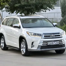 Toyota Highlander 2016