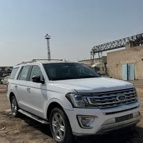 Ford Expedition 2022