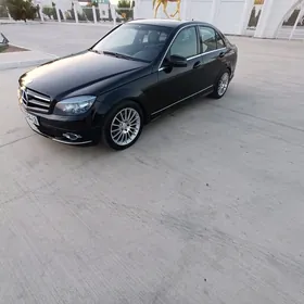 Mercedes-Benz C300 2010