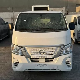 Nissan Urvan 2023