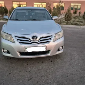 Toyota Camry 2011
