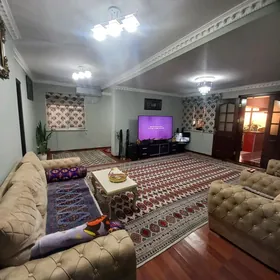 Дом Бухарская 4 сотки