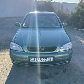 Opel Astra 2001