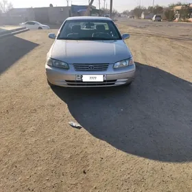 Toyota Camry 1999