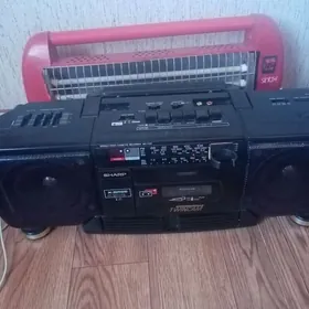 Satlyk magnitafon Sharp