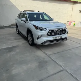 Toyota Highlander 2022