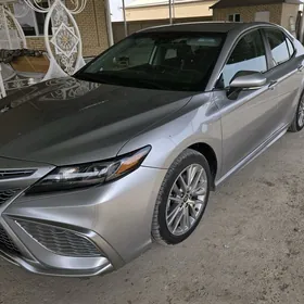 Toyota Camry 2022