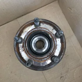 Ford Explorer ST Ступицы