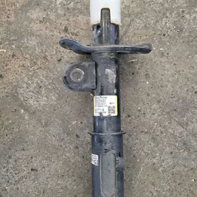 Ford Explorer ST Amartezator.