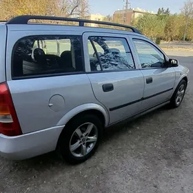 Opel Astra 2000