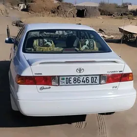 Toyota Camry 1997