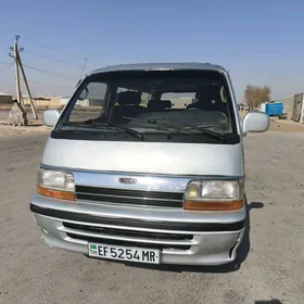 Toyota Hiace 1991