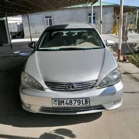 Toyota Camry 2005