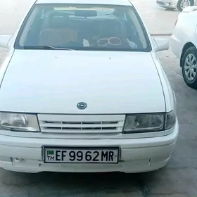 Opel Vectra 1990