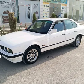BMW 525 1989