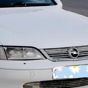 Opel Vectra B far
