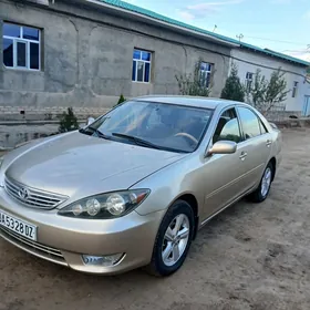 Toyota Camry 2005