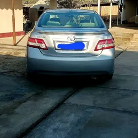 Toyota Camry 2010