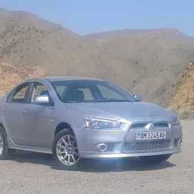 Mitsubishi Lanser 2014