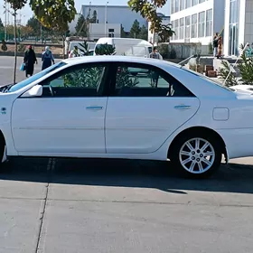 Toyota Camry 2003