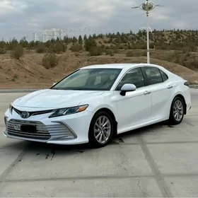 Toyota Camry 2022