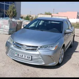 Toyota Camry 2016