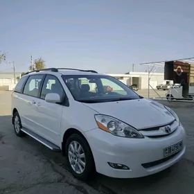 Toyota Sienna 2007