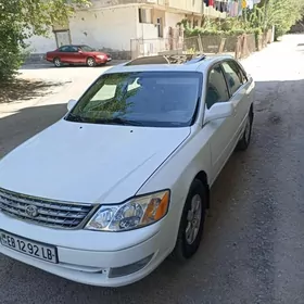 Toyota Avalon 2003