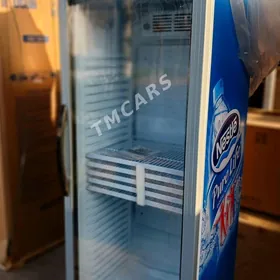 UGUR & LUXE WITRINA HOLODILNIK