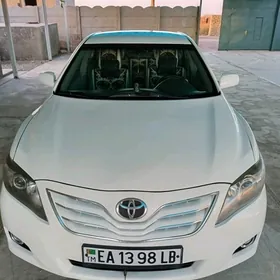 Toyota Camry 2011
