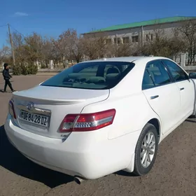 Toyota Camry 2010