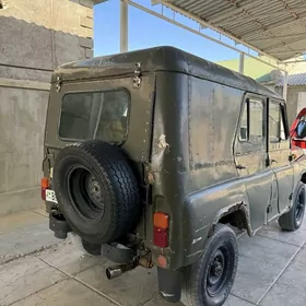 UAZ 469 1985